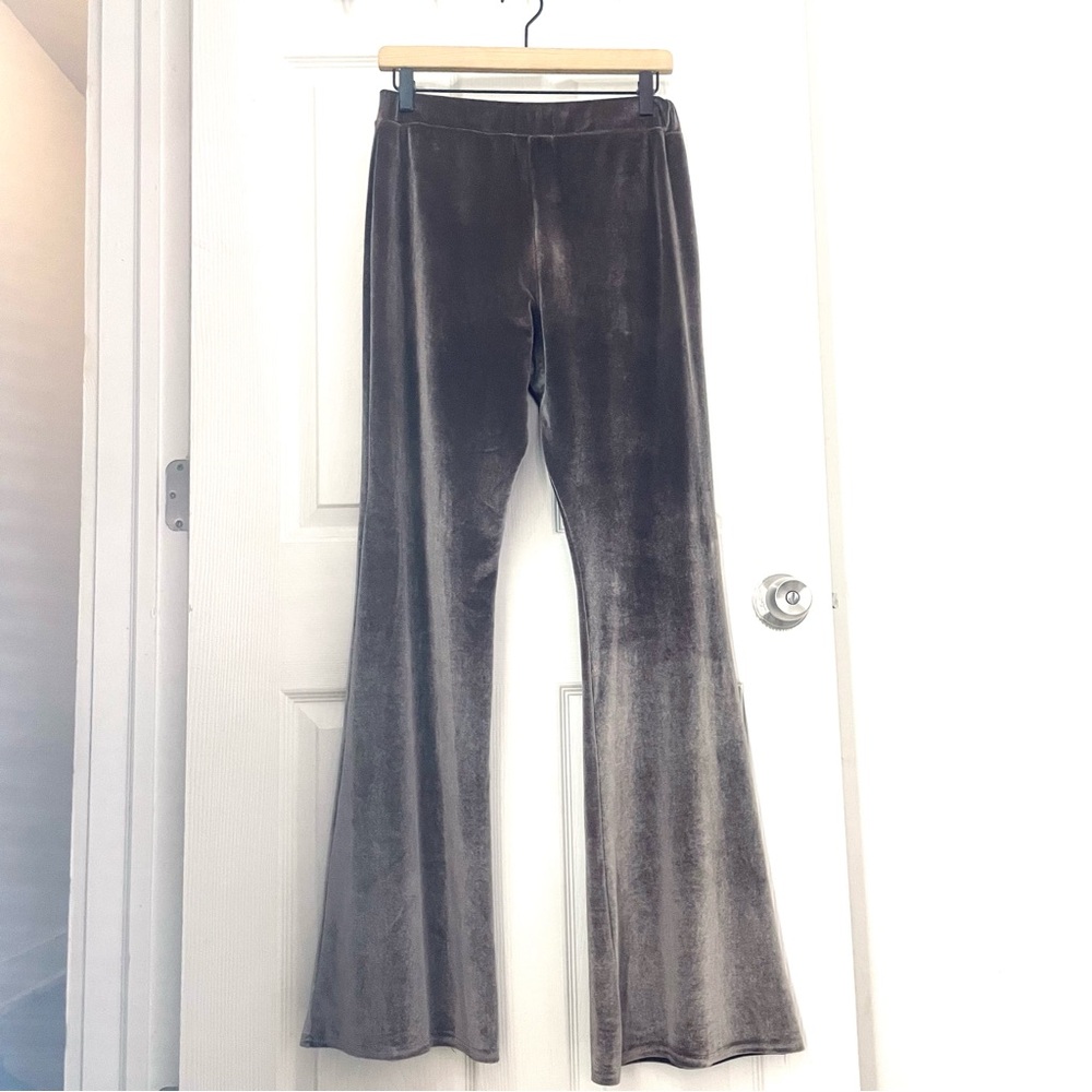 NGORDER Taupe Velvet Flare Leggings Pants | Soft Stretchy High Waist | Size 12